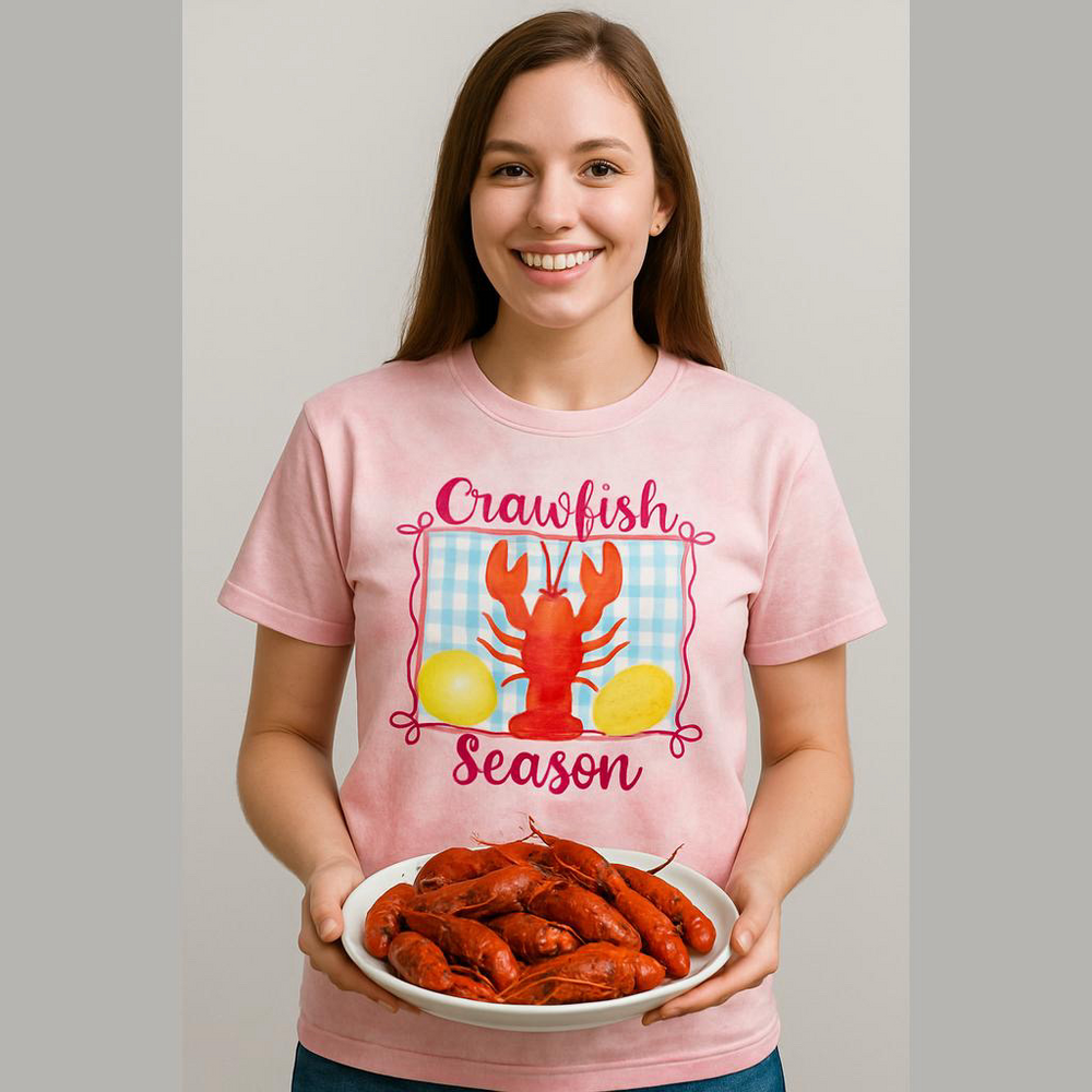 Comfort Colors. Pink “Crawfish Season” T-Shirt. Size Large
